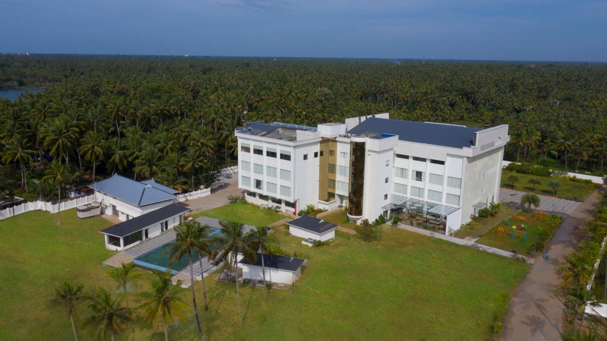 Blue Serene Resort غوروفايور المظهر الخارجي الصورة