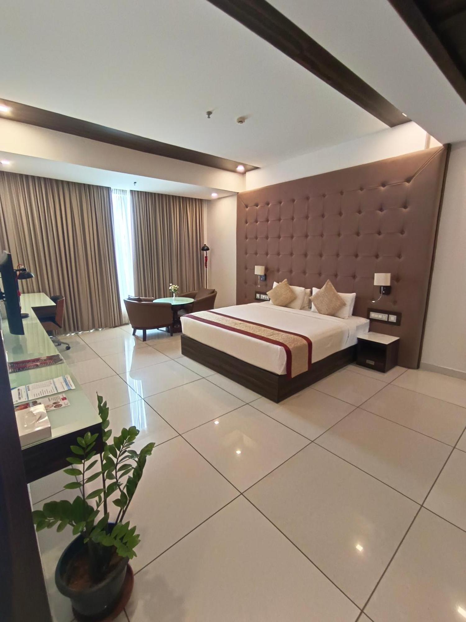 Blue Serene Resort غوروفايور المظهر الخارجي الصورة
